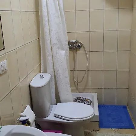 La Casita Tirana