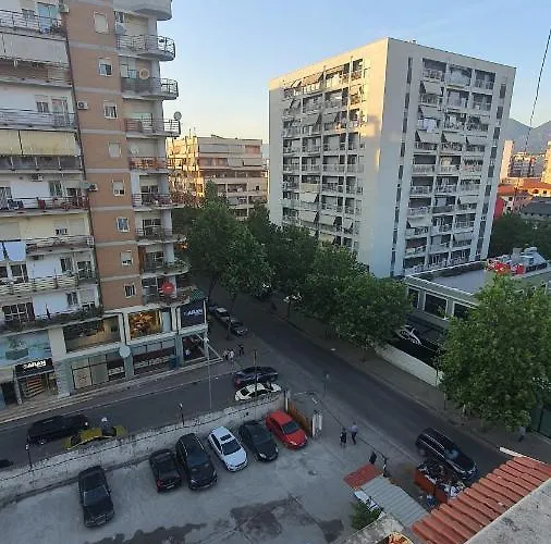 La Casita * Tirana