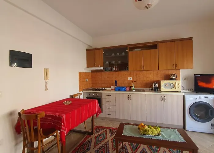 La Casita Tirana